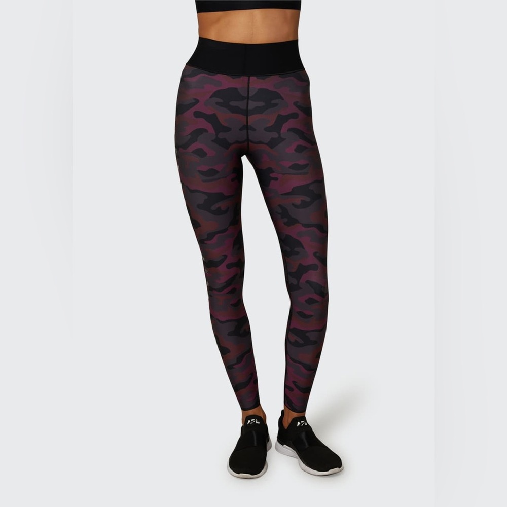 Ultracor Ultra High Silk Camo Star Knockout Leggings Pink Purple